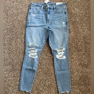 AMERICAN EAGLE NWT SUPER HIGH-RISE JEGGING MEDIUM DESTROY
NEXT LEVEL STRETCH